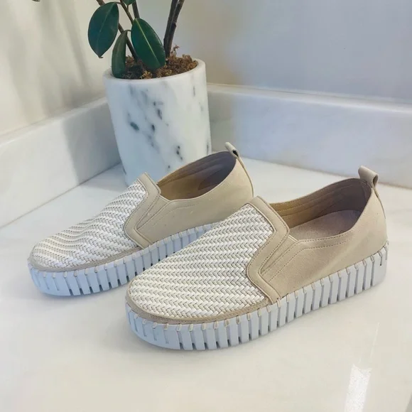 Ilse Jacobsen Cream and Tan Woven Suede Loafer. Size 8, worn one time. - Picture 3 of 5